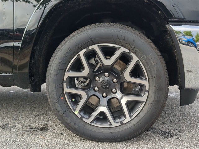 Vehicle image 11 of 31