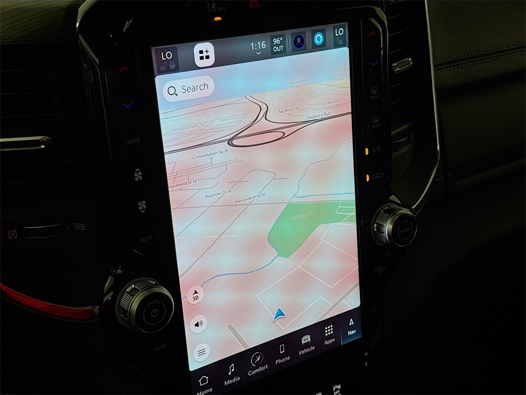 Vehicle image 21 of 31