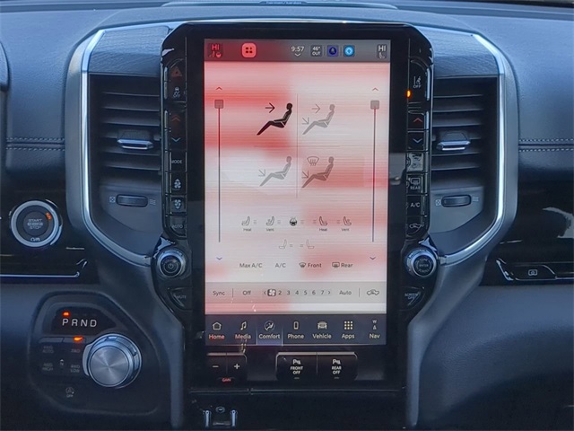 Vehicle image 17 of 32