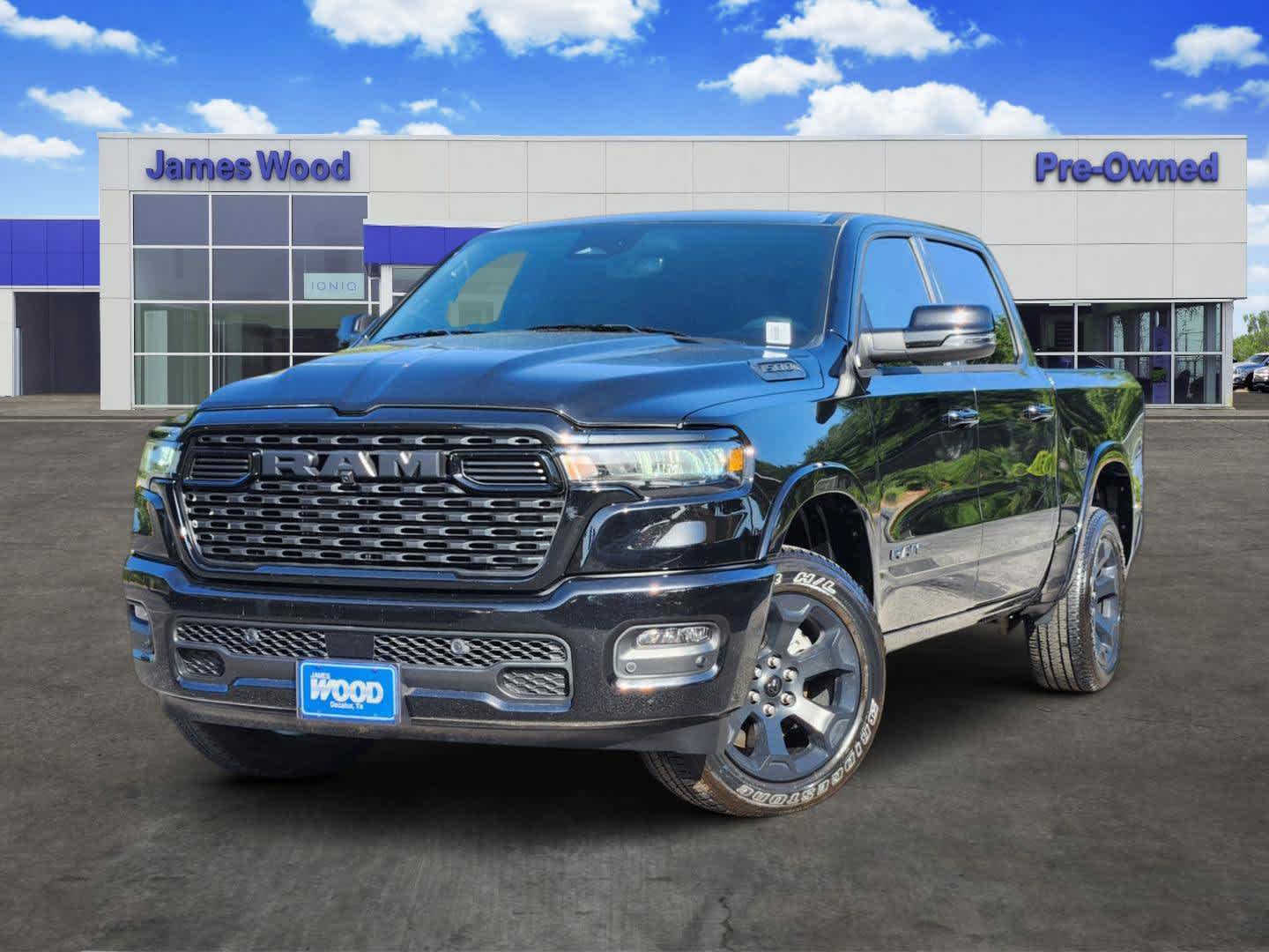 2025 Ram 1500 Lone Star Image 1 of 33