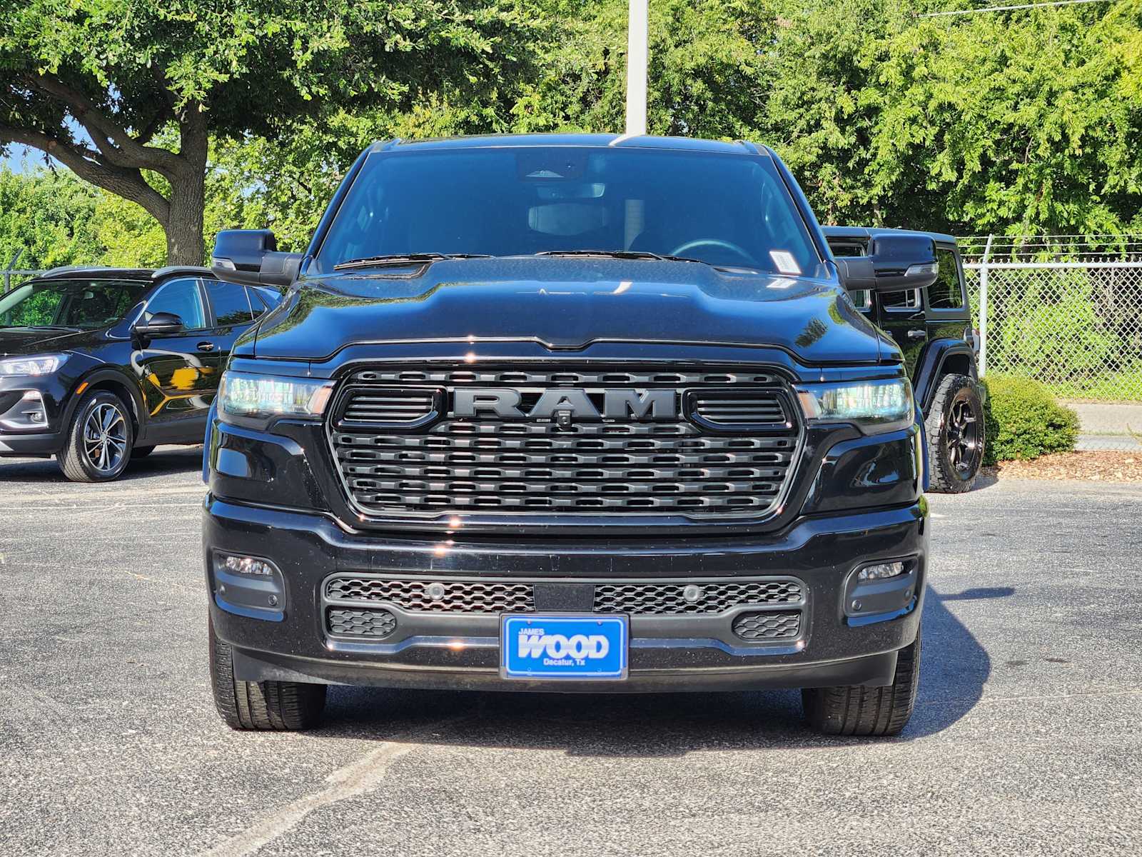 2025 Ram 1500 Lone Star Image 2 of 33