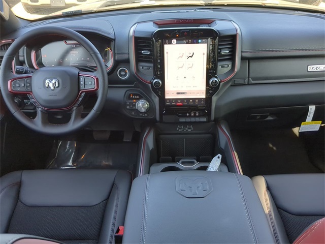 Vehicle image 14 of 31