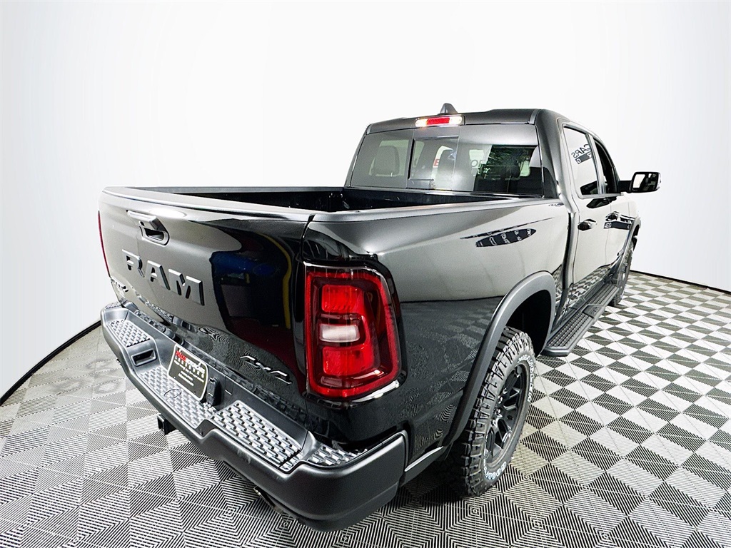Vehicle image 5 of 40