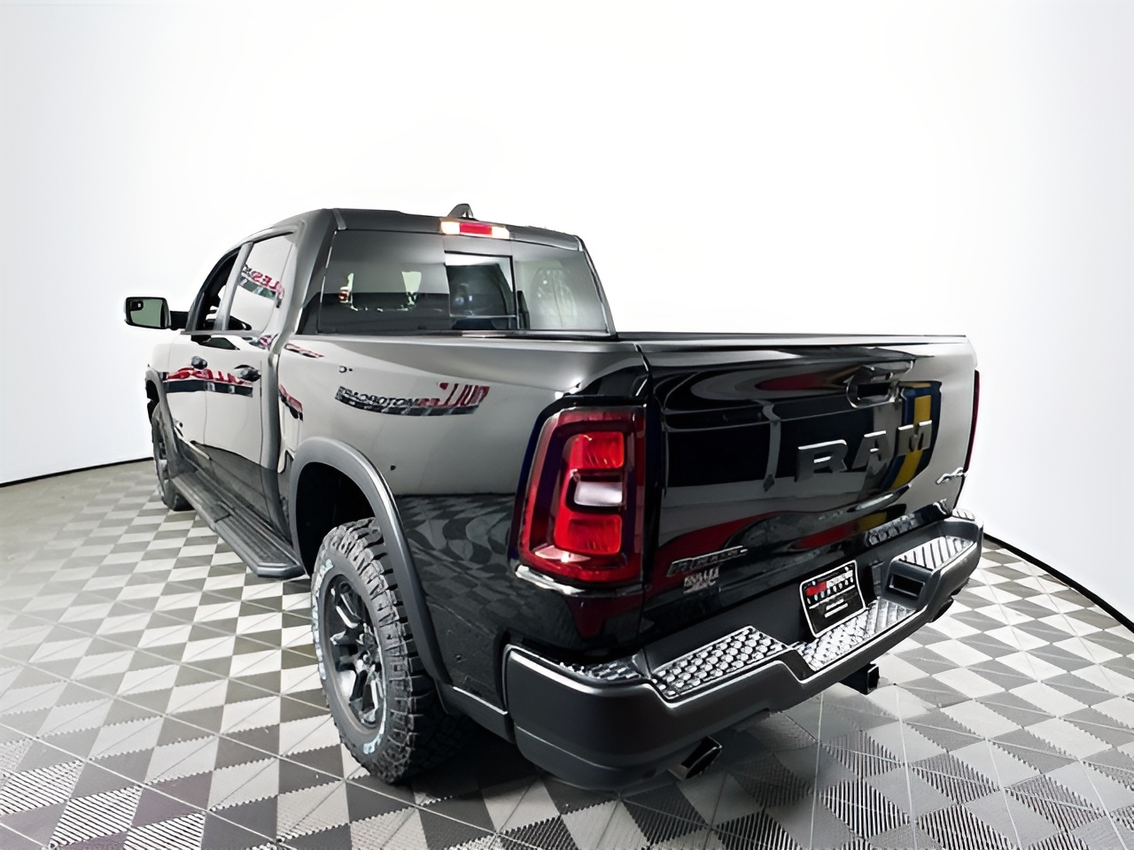 Vehicle image 39 of 40