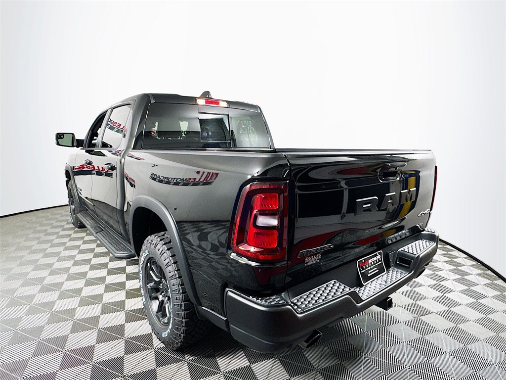 Vehicle image 7 of 40