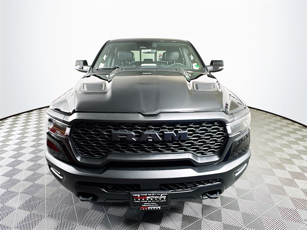 Vehicle image 2 of 40