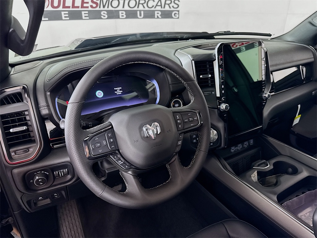 Vehicle image 9 of 40