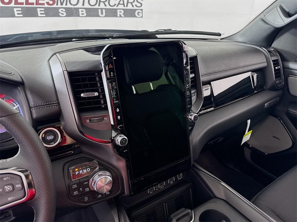 Vehicle image 24 of 40