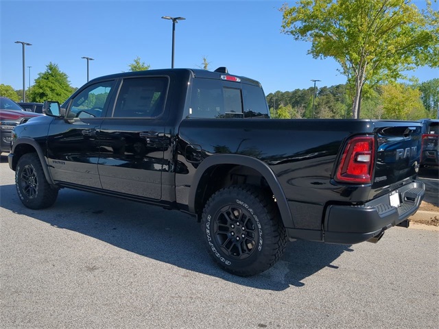 Vehicle image 8 of 33