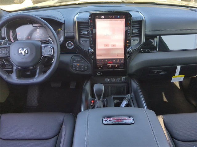 Vehicle image 14 of 33