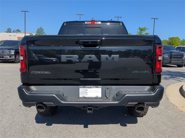 Vehicle image 7 of 33