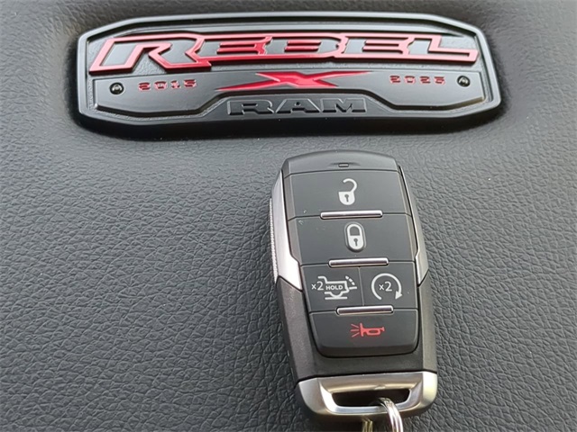 Vehicle image 33 of 33