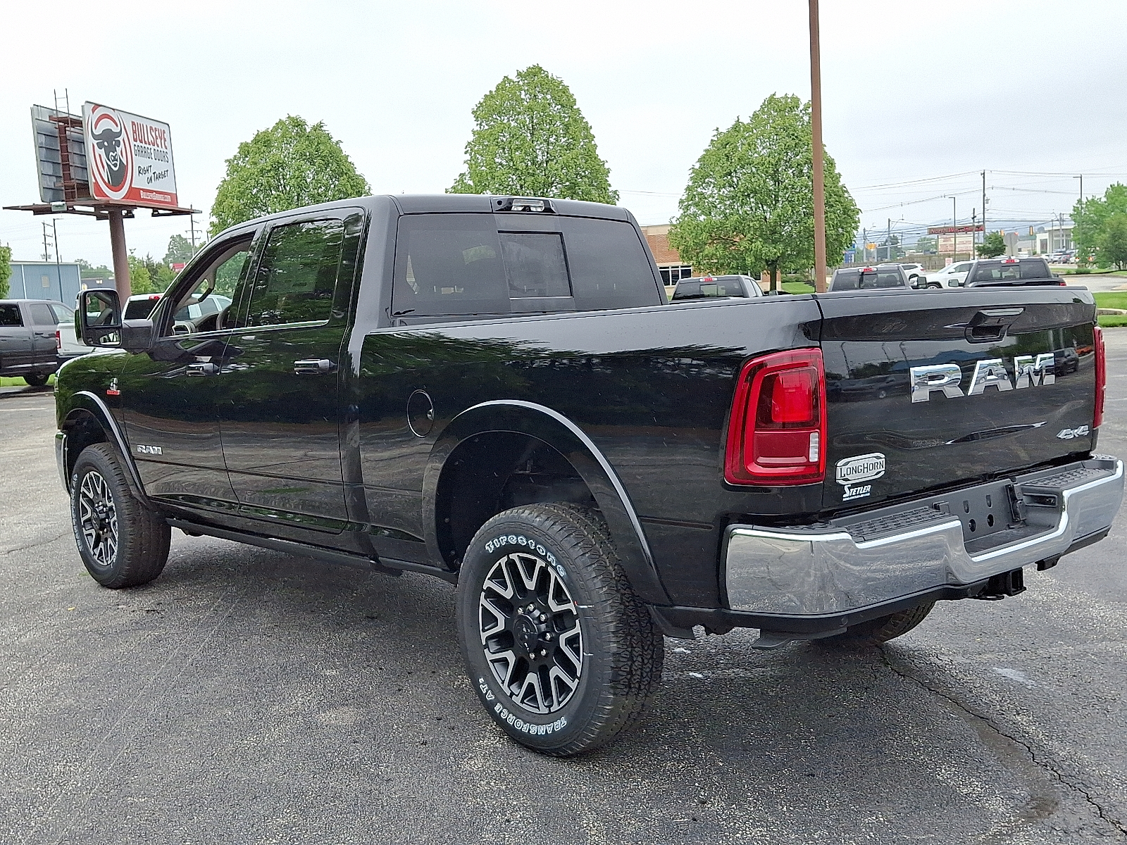Vehicle image 7 of 23