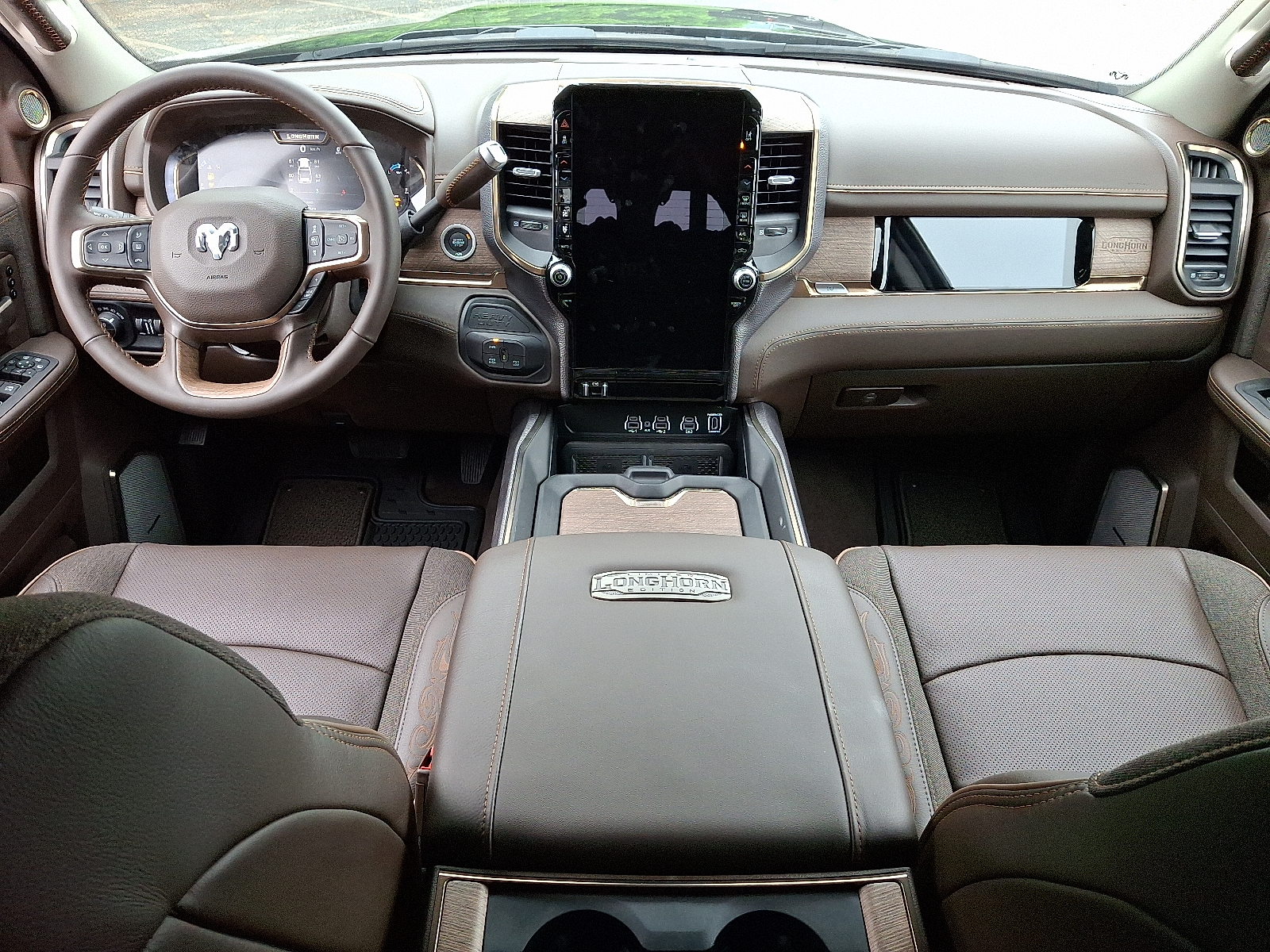 Vehicle image 10 of 23