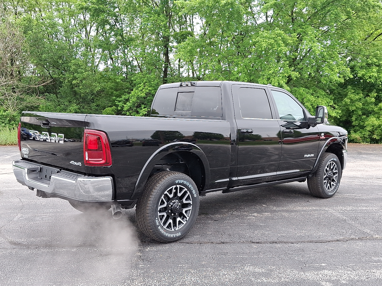 Vehicle image 5 of 23