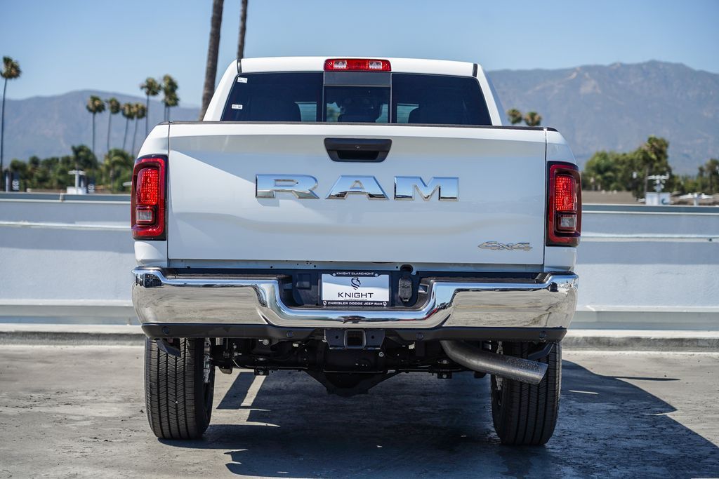 2025 Ram 2500 Tradesman Image 6 of 28