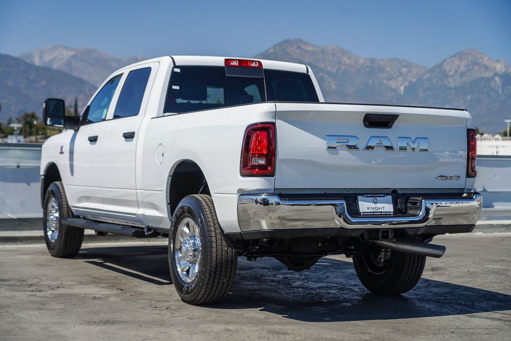 2025 Ram 2500 Tradesman Image 7 of 28