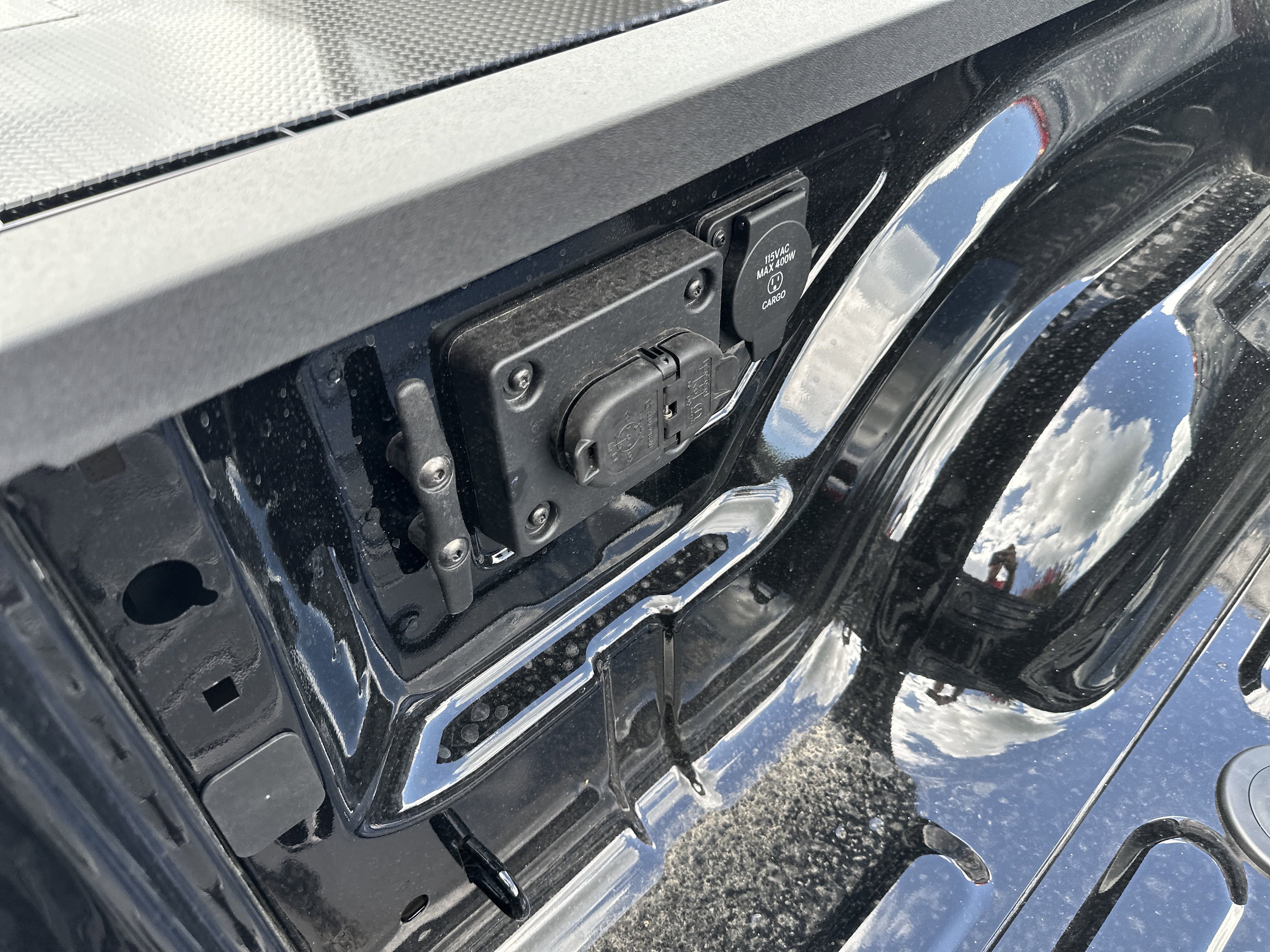 2025 Ram 2500 Tradesman Image 19 of 31