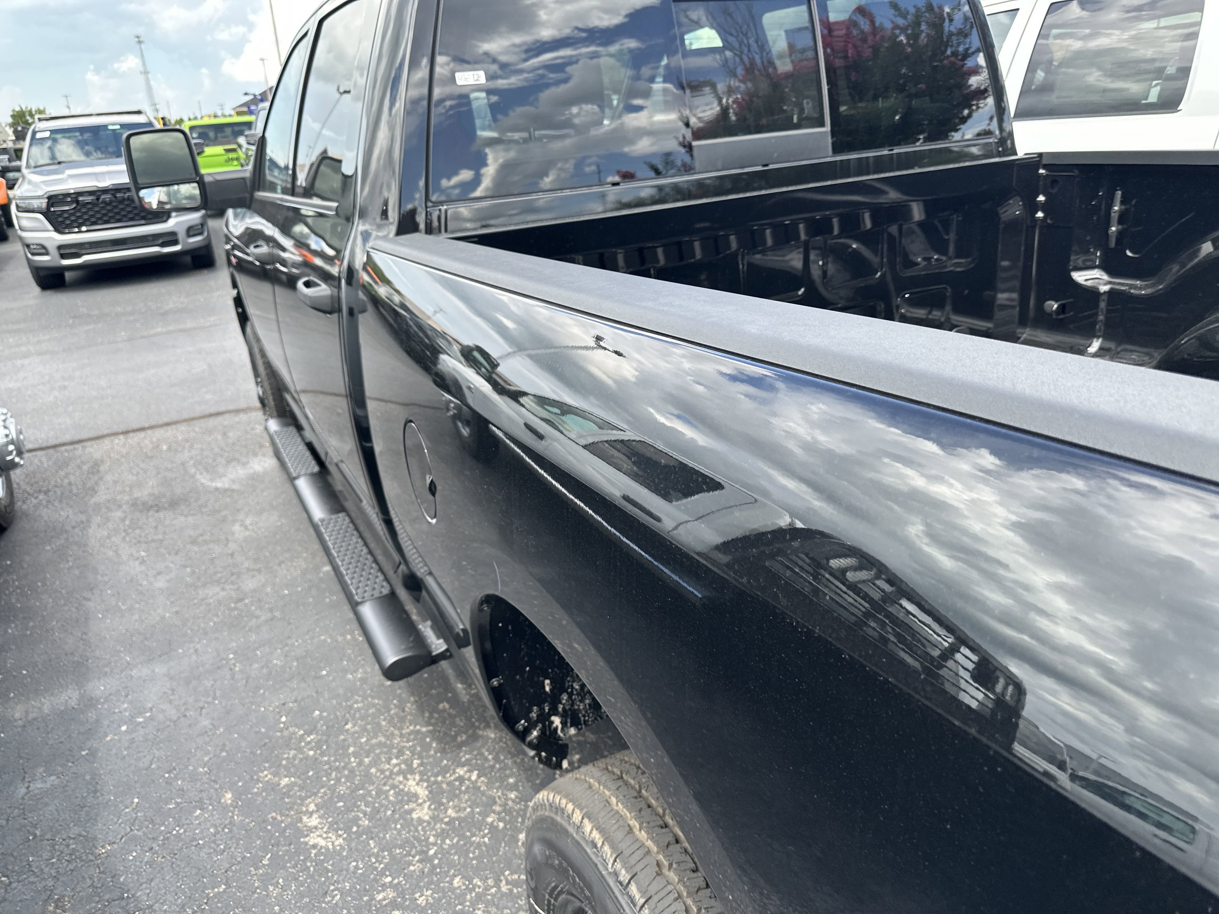 2025 Ram 2500 Tradesman Image 27 of 31