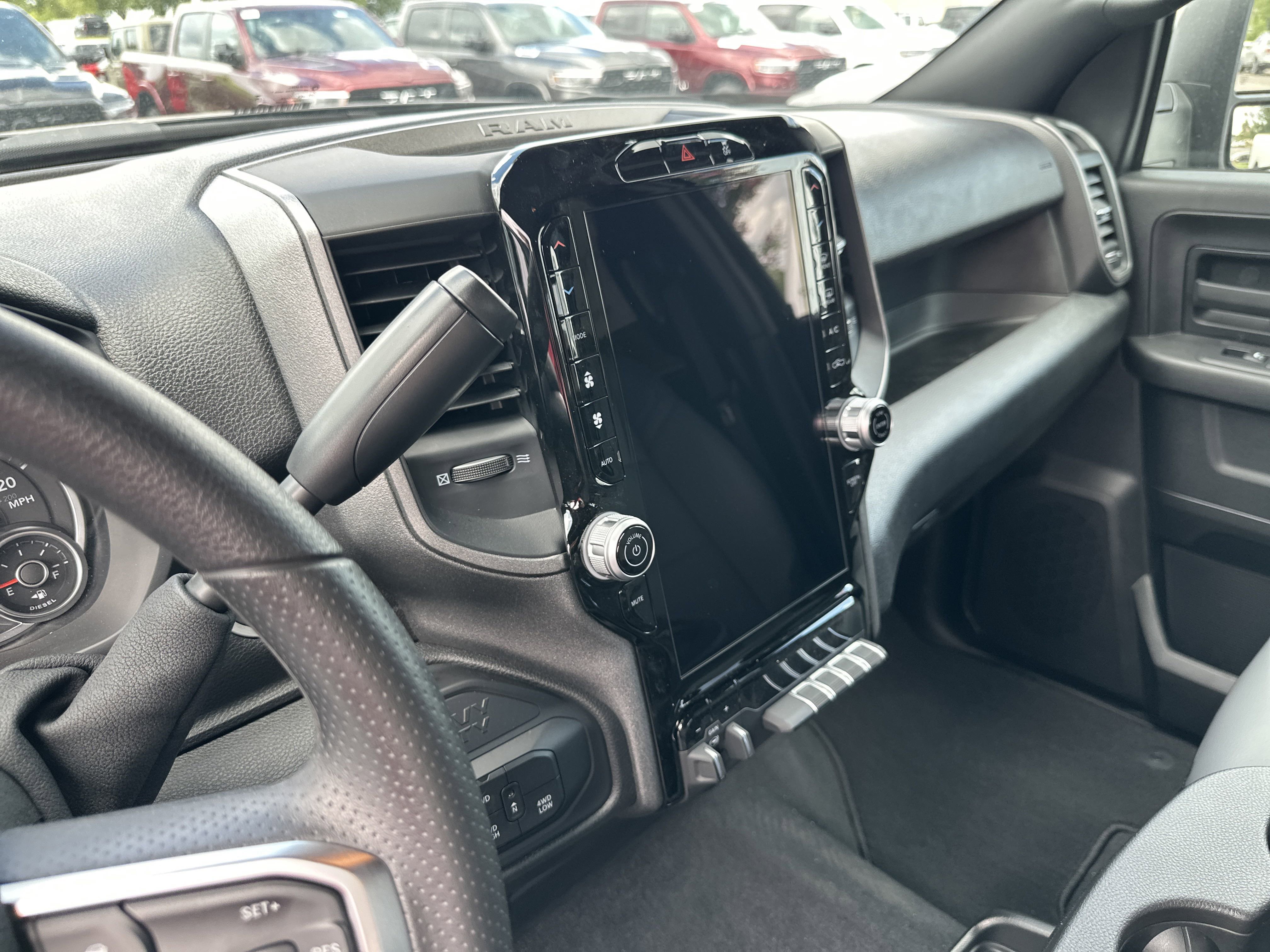 2025 Ram 2500 Tradesman Image 25 of 31