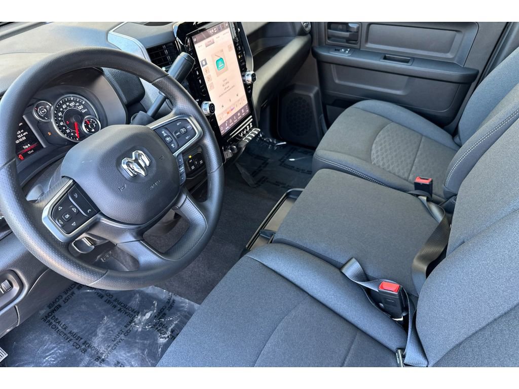 Vehicle image 6 of 22