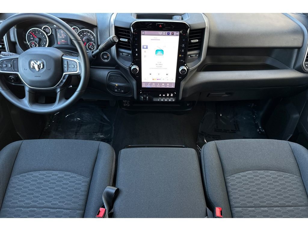 Vehicle image 9 of 22