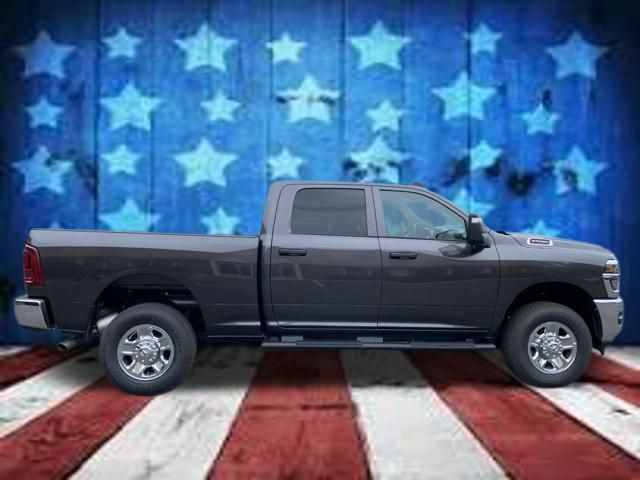 Vehicle image 5 of 24