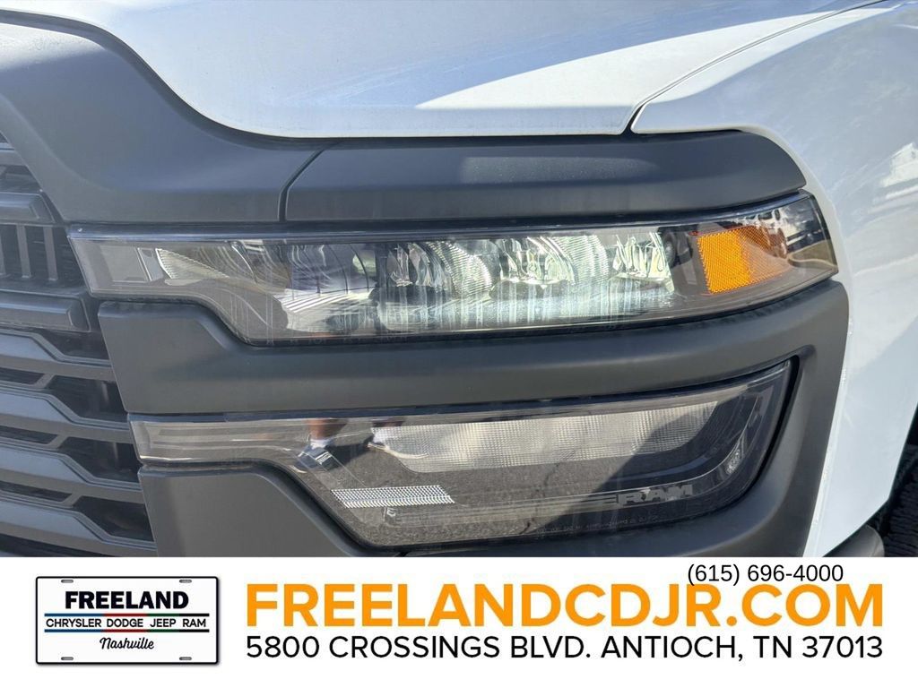 2025 Ram 2500 Tradesman Image 17 of 31