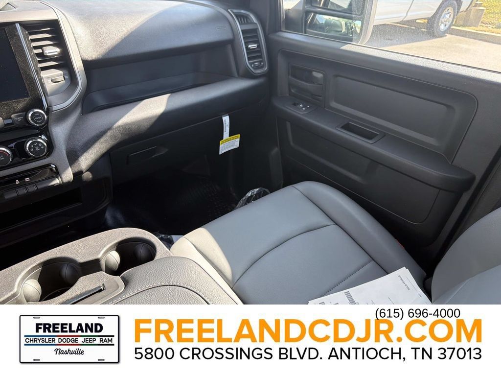 2025 Ram 2500 Tradesman Image 29 of 31