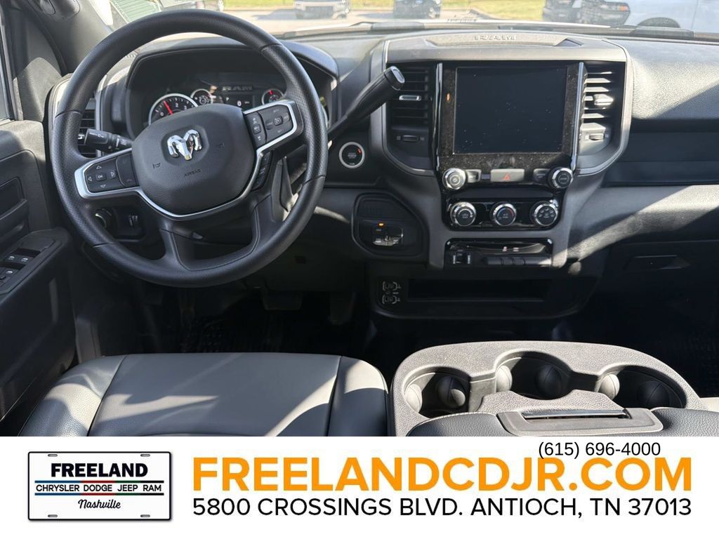 2025 Ram 2500 Tradesman Image 12 of 31