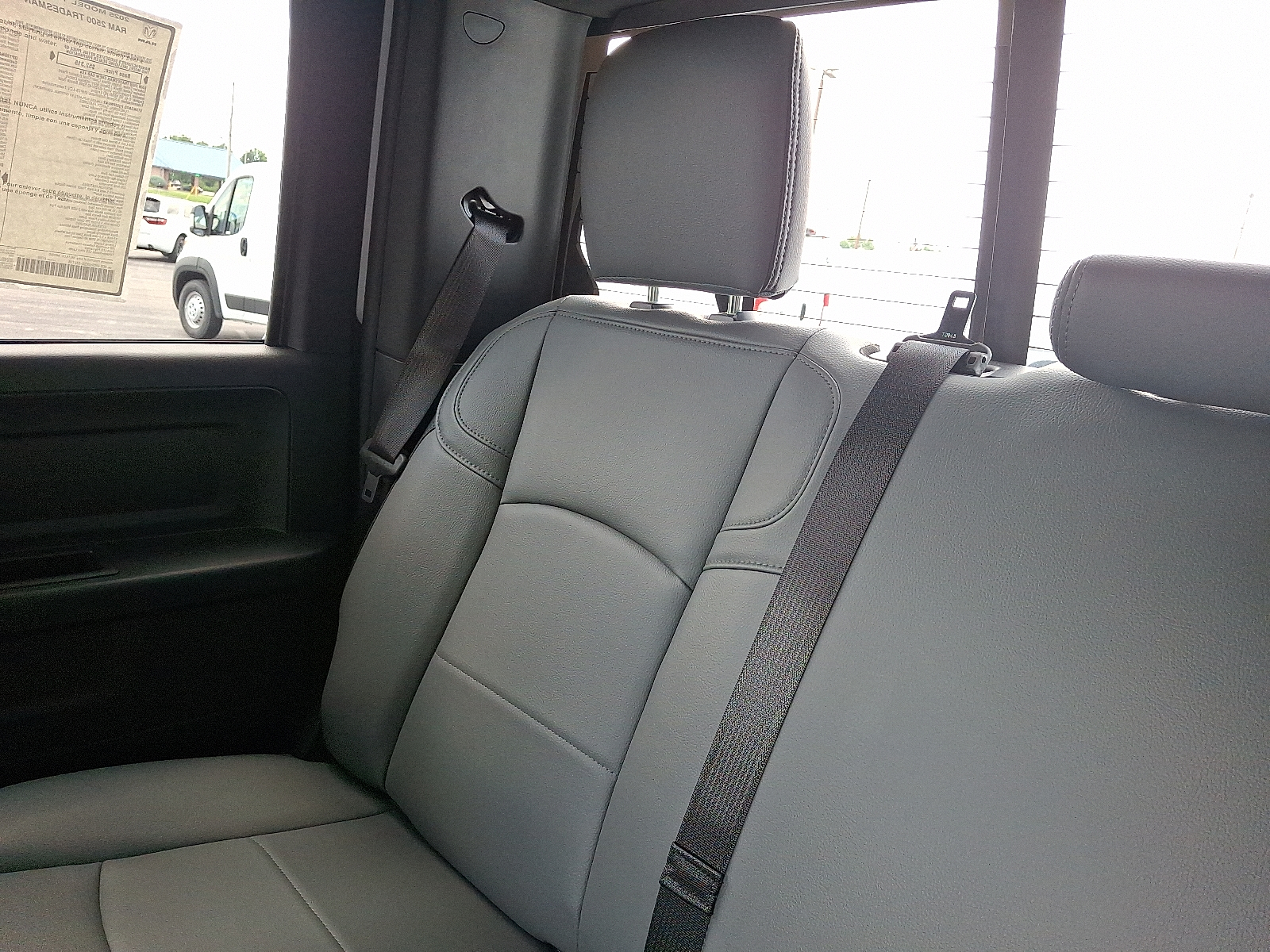 Vehicle image 12 of 21