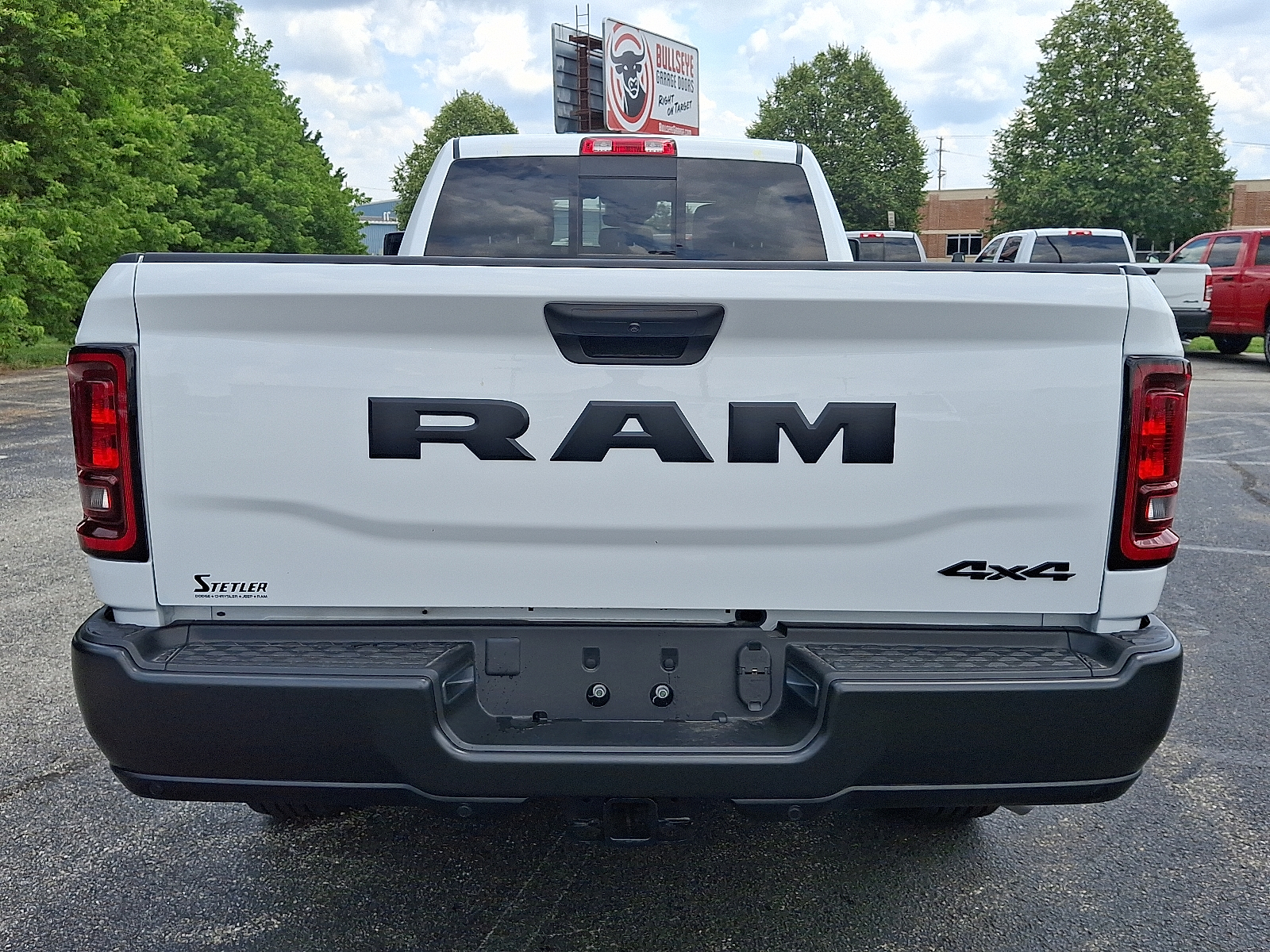 Vehicle image 6 of 21