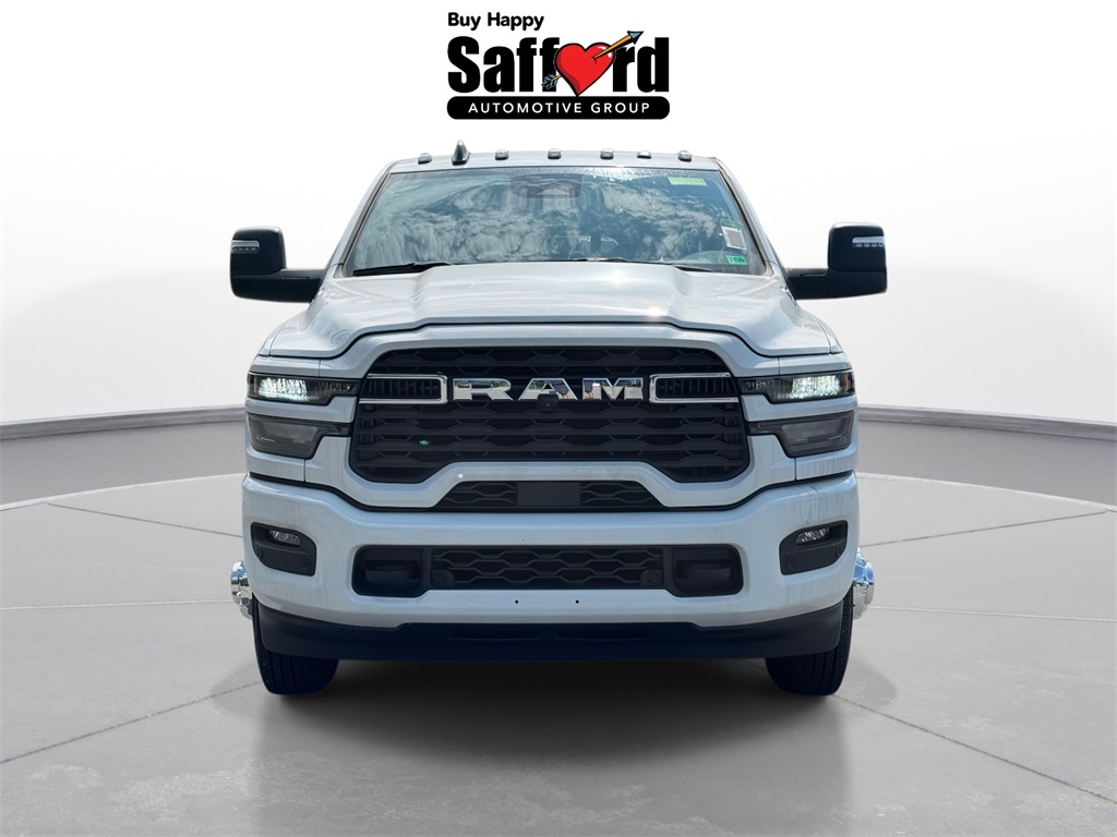 Vehicle image 2 of 30
