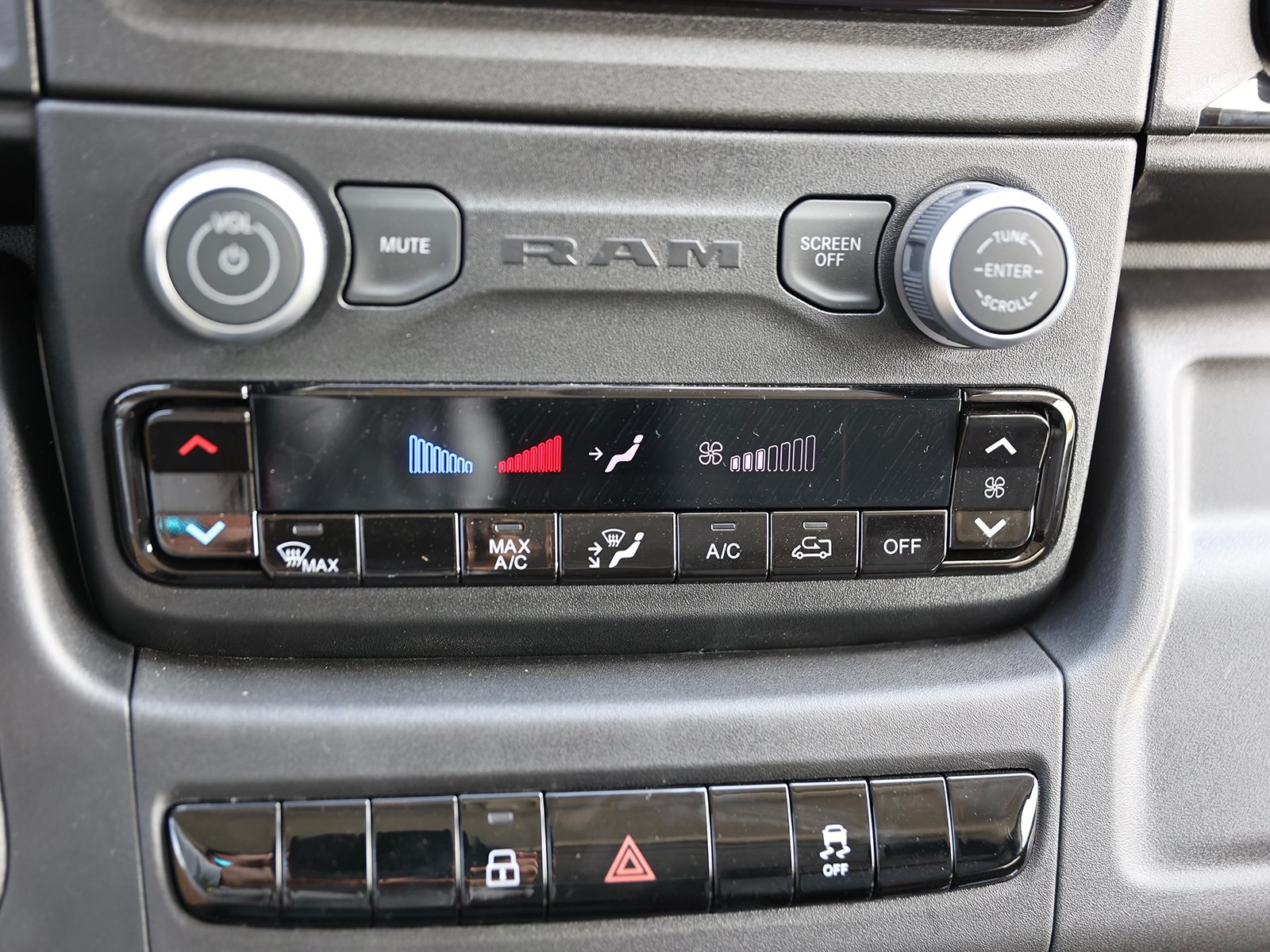 Vehicle image 20 of 31