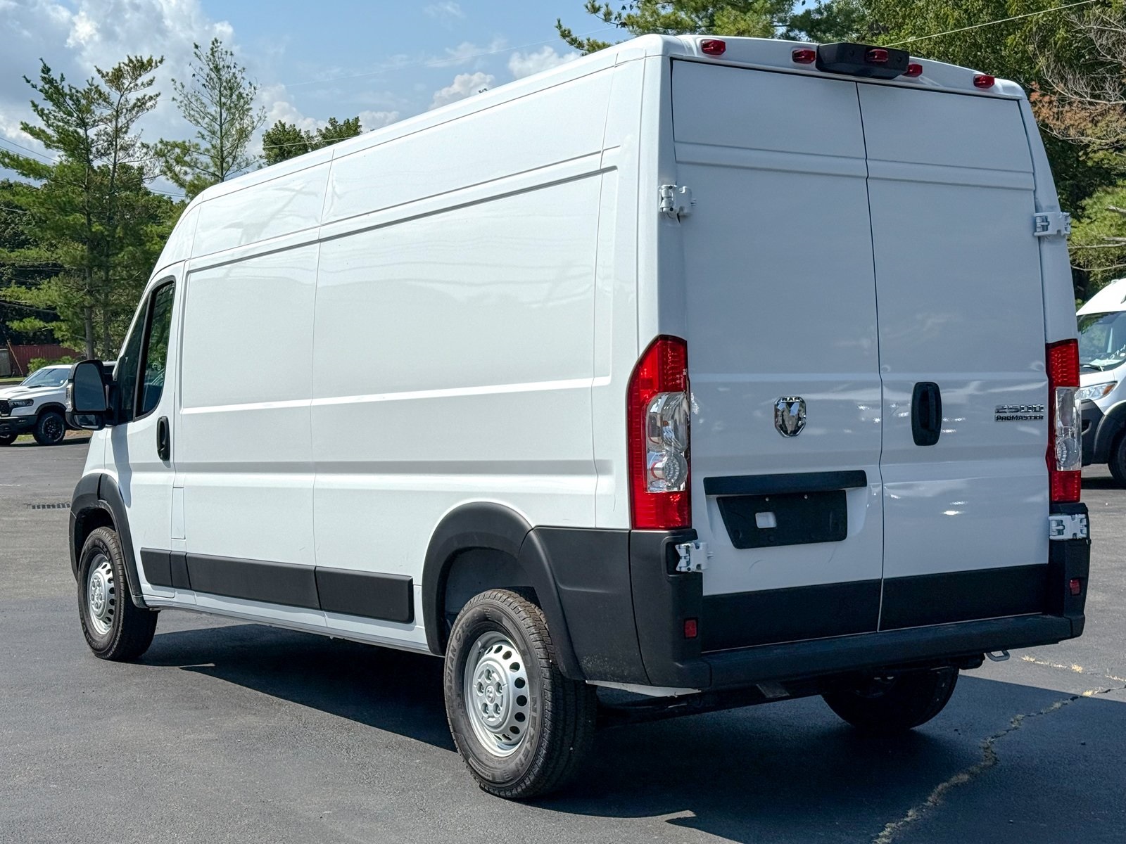 Vehicle image 2 of 31