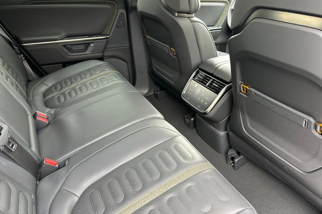 2025 Rivian R1T Adventure Image 12 of 35