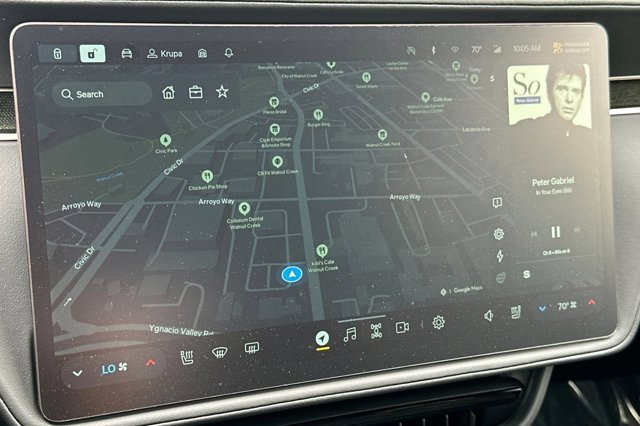 2025 Rivian R1T Adventure Image 21 of 35