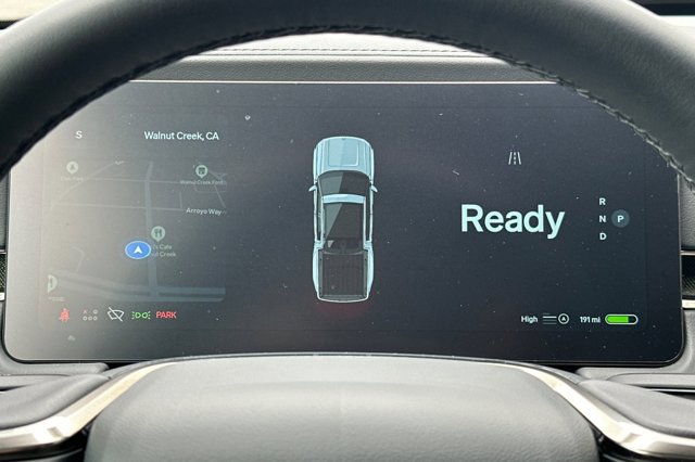 2025 Rivian R1T Adventure Image 18 of 35