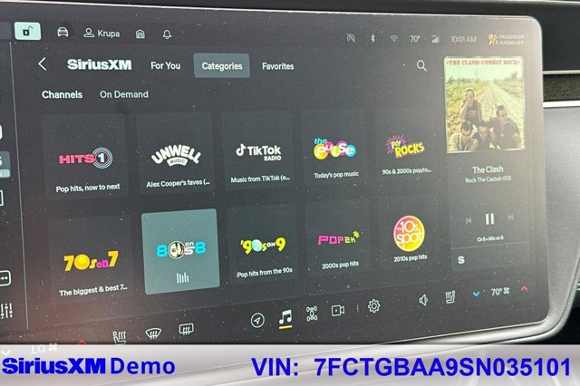 2025 Rivian R1T Adventure Image 22 of 35