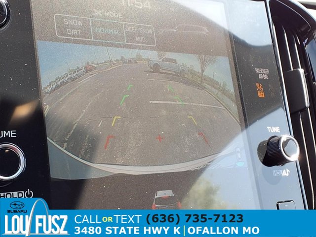 Vehicle image 14 of 25