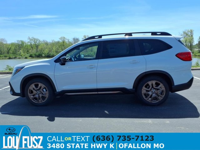 Vehicle image 2 of 25