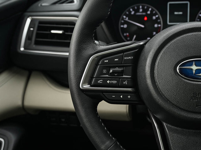 2025 Subaru Ascent Limited Image 17 of 26