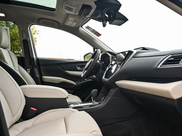 2025 Subaru Ascent Limited Image 16 of 26