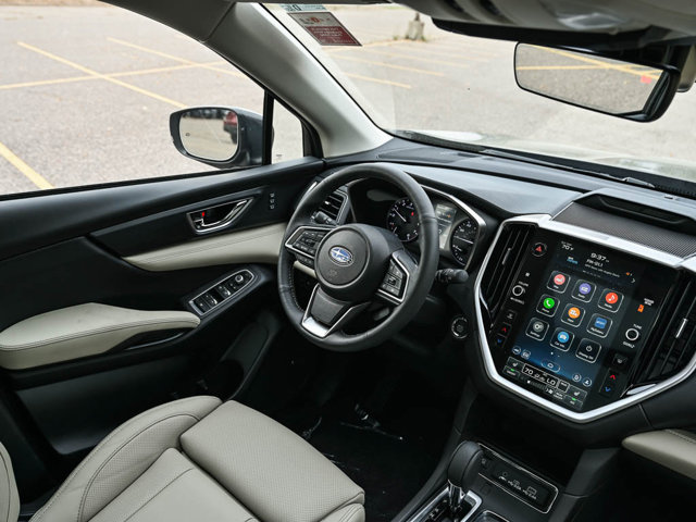 2025 Subaru Ascent Limited Image 14 of 26
