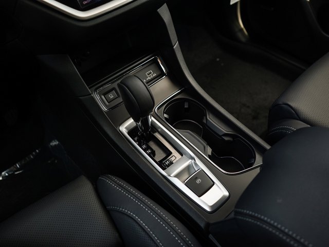 2025 Subaru Ascent Limited Image 20 of 26