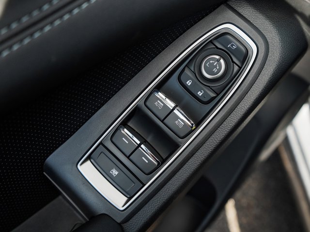 2025 Subaru Ascent Limited Image 22 of 26