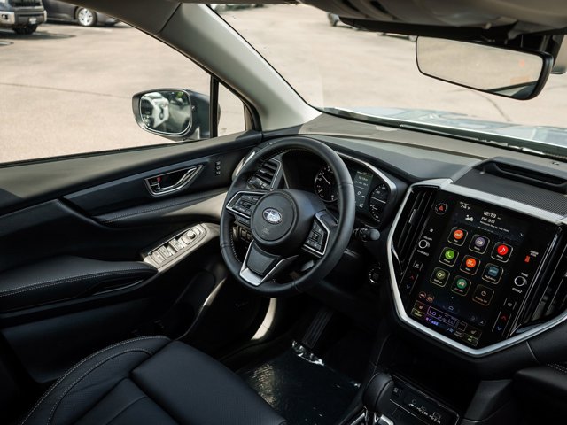 2025 Subaru Ascent Limited Image 13 of 26