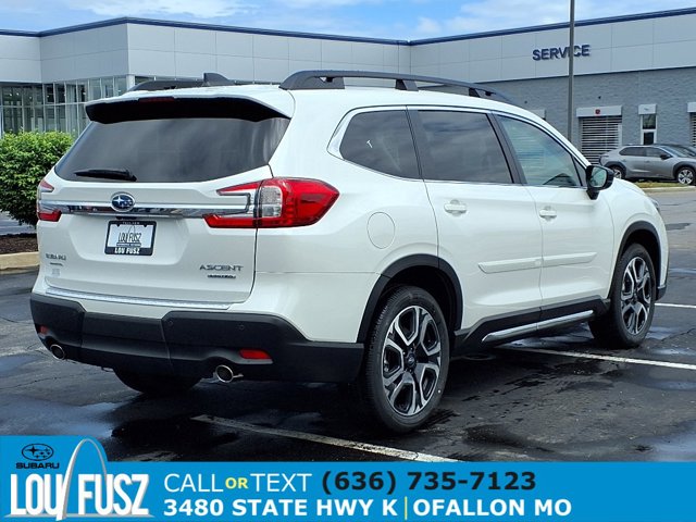 Vehicle image 3 of 23
