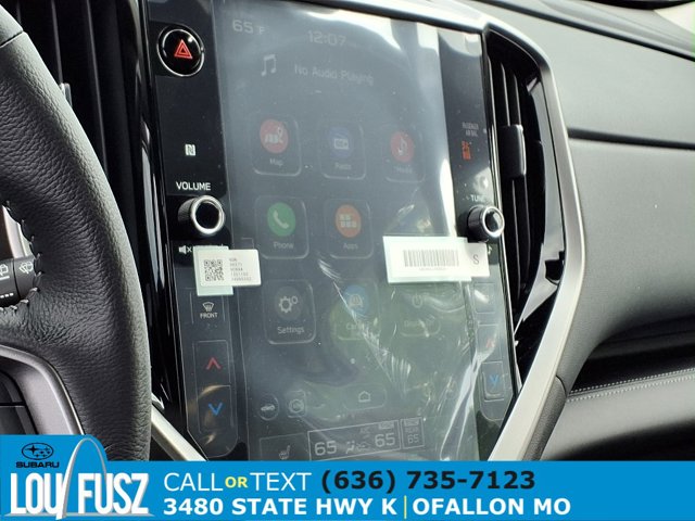 Vehicle image 14 of 23