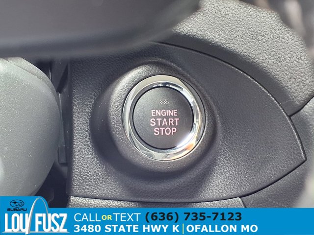 Vehicle image 16 of 23